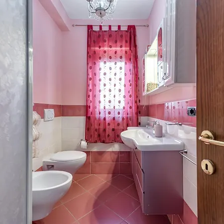 Sandra House - Certaldo